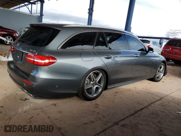 2019 Mercedes-Benz E 450 with VIN WDDZH6JB3KA561931, listed as a Copart auction lot 48417825 with 38,561 mi miles and Salvage Title. Bid and sale history available at DreamBid. Image 3.