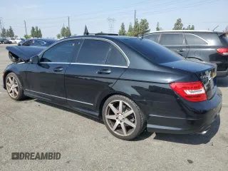 2014 Mercedes-Benz C 250 Sport с VIN WDDGF4HBXEA956765, выставлен на аукционе Copart как лот 60858855 с пробегом 113 149 миль миль и Чистый • Clean title. История ставок и продаж доступна на DreamBid. Изображение 2.