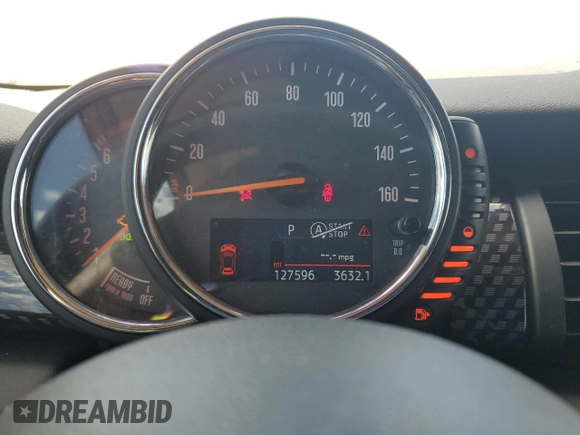 2015 MINI Hardtop 4 Door S with VIN WMWXU3C59F2B58555, listed as a Copart auction lot 64045275 with 127,596 mi miles and Salvage title. Bid and sale history available at DreamBid. Image 9.