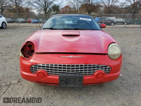 2005 Ford Thunderbird Deluxe z VIN 1FAHP60A05Y102875, wystawiony jako Copart lot #81070624 z przebiegiem 84 260 mil mil oraz Szkoda całkowita • Salvage title. Historia ofert i sprzedaży dostępna na DreamBid. Obrazek 5.