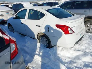 2016 Nissan Versa SV with VIN 3N1CN7AP9GL826414, listed as a IAAI auction lot 41240500 with 94,988 mi miles. Bid and sale history available at carsss.com. Image 3.