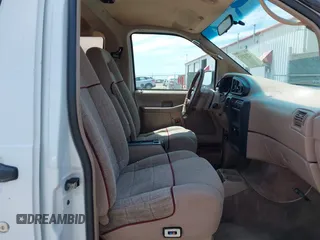 1996 Ford Aerostar z VIN 1FMDA31X6TZA57732, wystawiony jako IAAI lot #42311317 z przebiegiem 200 517 mil mil oraz . Historia ofert i sprzedaży dostępna na DreamBid. Obrazek 5.