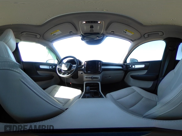 2019 Volvo XC40 Momentum с VIN YV4162UK8K2134852, выставлен на аукционе IAAI как лот 42259540 с пробегом 79 683 миль миль и . История ставок и продаж доступна на DreamBid. Изображение 18.