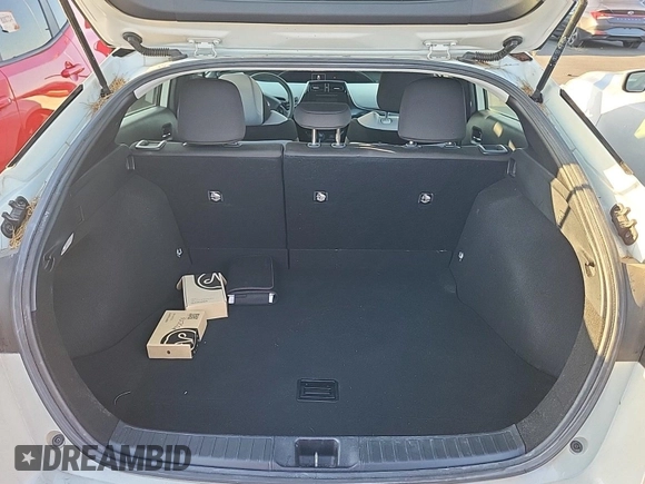 2019 Toyota Prius L Eco z VIN JTDKARFU0K3071589, wystawiony jako IAAI lot #42497984 z przebiegiem 54 762 mil mil oraz . Historia ofert i sprzedaży dostępna na DreamBid. Obrazek 26.