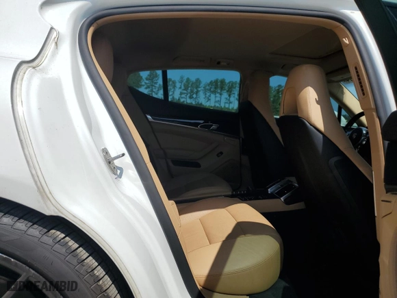 2016 Porsche Panamera 4 with VIN WP0AA2A79GL000127, listed as a Copart auction lot 56220614 with 76,065 mi miles and Salvage Title. Bid and sale history available at carsss.com. Image 10.