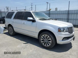 2017 Lincoln Navigator Select z VIN 5LMJJ2JT8HEL05565, wystawiony jako Copart lot #59997085 z przebiegiem 101 357 mil mil oraz Szkoda całkowita • Salvage title. Historia ofert i sprzedaży dostępna na DreamBid. Obrazek 4.
