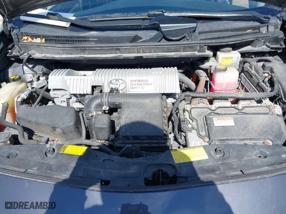 2013 Toyota Prius One with VIN JTDKN3DU2D5675947, listed as a IAAI auction lot 41807398 with 230,714 mi miles. Bid and sale history available at carsss.com. Image 10.