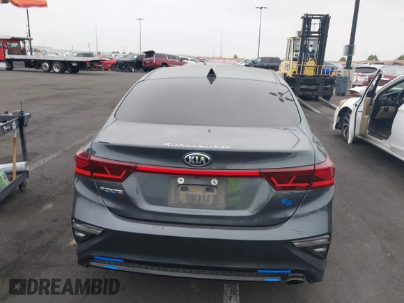 2021 Kia Forte LXS with VIN 3KPF24AD6ME362005, listed as a IAAI auction lot 42047410 with 132,918 mi miles and . Bid and sale history available at DreamBid. Image 16.