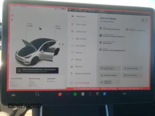2021 Tesla Model Y Long Range z VIN 5YJYGDEE2MF100232, wystawiony jako Copart lot #50183425 z przebiegiem 95 527 mil mil oraz Szkoda całkowita • Salvage title. Historia ofert i sprzedaży dostępna na DreamBid. Obrazek 9.