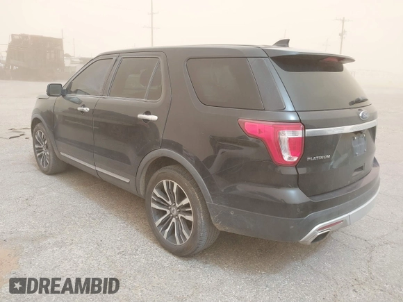 2016 Ford Explorer Platinum z VIN 1FM5K8HT0GGD12894, wystawiony jako IAAI lot #41801977 z przebiegiem 177 054 mil mil oraz . Historia ofert i sprzedaży dostępna na DreamBid. Obrazek 3.