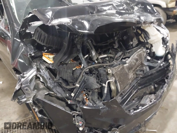 2018 Cadillac XT5 Premium Luxury FWD with VIN 1GYKNERS6JZ230175, listed as a IAAI auction lot 42130219 with 90,601 mi miles and . Bid and sale history available at DreamBid. Image 6.