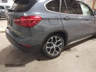 2022 BMW X1 xDrive28i с VIN WBXJG9C0XN5V02558, выставлен на аукционе IAAI как лот 41522148 с пробегом 41 801 миль миль и . История ставок и продаж доступна на DreamBid. Изображение 6.