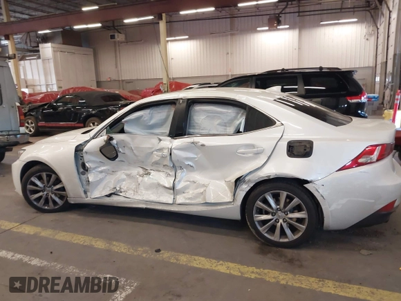 2015 Lexus IS 250 with VIN JTHBF1D27F5047352, listed as a IAAI auction lot 41573703 with 1 mi miles. Bid and sale history available at carsss.com. Image 13.