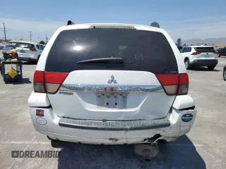 2011 Mitsubishi Endeavor LS with VIN 4A4JN2AS3BE013213, listed as a Copart auction lot 66189634 with 176,086 mi miles and Salvage Title. Bid and sale history available at carsss.com. Image 6.