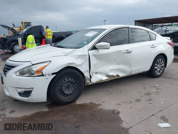2014 Nissan Altima S with VIN 1N4AL3AP9EN260017, listed as a IAAI auction lot 41909306 with 288,257 mi miles and . Bid and sale history available at DreamBid. Image 6.