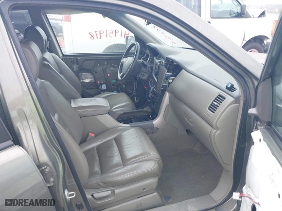 2007 Honda Pilot EX-L with VIN 5FNYF28617B039309, listed as a IAAI auction lot 41951978 with 239,583 mi miles. Bid and sale history available at carsss.com. Image 5.