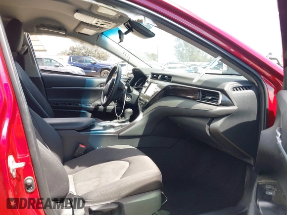 2020 Toyota Camry LE with VIN 4T1C11AK9LU991305, listed as a IAAI auction lot 41976371 with 57,422 mi miles and . Bid and sale history available at carsss.com. Image 5.