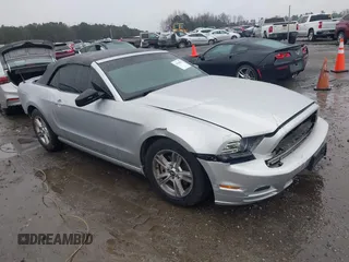 2013 Ford Mustang V6 with VIN 1ZVBP8EM4D5217006, listed as a IAAI auction lot 41560921 with 95,877 mi miles and . Bid and sale history available at DreamBid. Image 1.