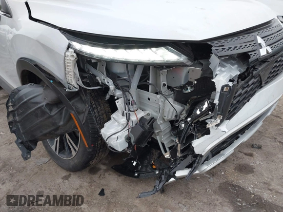 2024 Mitsubishi Eclipse Cross SE with VIN JA4ATWAA7RZ024613, listed as a IAAI auction lot 41455691 with 9,798 mi miles and . Bid and sale history available at DreamBid. Image 6.