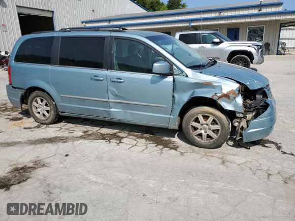 2010 Chrysler Town & Country Touring with VIN 2A4RR5D19AR254112, listed as a Copart auction lot 68232254 with 191,291 mi miles and Salvage Title. Bid and sale history available at DreamBid. Image 4.