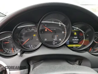 2014 Porsche Cayenne Diesel with VIN WP1AF2A24ELA34560, listed as a Copart auction lot 50152235 with 110,187 mi miles and Salvage title. Bid and sale history available at DreamBid. Image 9.