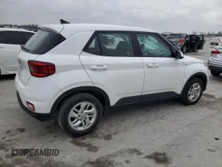 2021 Hyundai Venue SE with VIN KMHRB8A34MU067106, listed as a Copart auction lot 50982945 with 92,455 mi miles and Salvage Title. Bid and sale history available at DreamBid. Image 3.
