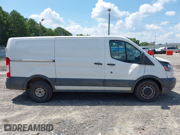 2018 Ford Transit with VIN 1FTYE1YM4JKA83438, listed as a IAAI auction lot 39881520 with 164,789 mi miles and . Bid and sale history available at carsss.com. Image 13.