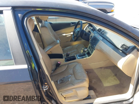 2006 Volkswagen Passat Lux with VIN WVWEK93C76P079628, listed as a IAAI auction lot 41809984 with 202,602 mi miles and . Bid and sale history available at DreamBid. Image 5.