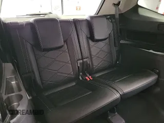 2024 Volkswagen Atlas SE z VIN 1V2HR2CA9RC558223, wystawiony jako IAAI lot #42734557 z przebiegiem 22 426 mil mil oraz . Historia ofert i sprzedaży dostępna na DreamBid. Obrazek 3.