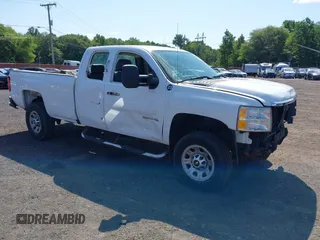 2012 Chevrolet Silverado 3500HD with VIN 1GB2CZCG4CZ113273, listed as a IAAI auction lot 40107404 with 258,322 mi miles and . Bid and sale history available at DreamBid. Image 1.