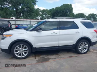 2014 Ford Explorer XLT with VIN 1FM5K7D84EGB67934, listed as a IAAI auction lot 42424640 with 174,131 mi miles and . Bid and sale history available at DreamBid. Image 14.