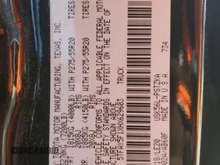 2017 Toyota Tundra Platinum z VIN 5TFAY5F1XHX629603, wystawiony jako Copart lot #51943495 z przebiegiem 99 512 mil mil oraz Szkoda całkowita • Salvage title. Historia ofert i sprzedaży dostępna na DreamBid. Obrazek 12.