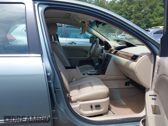2005 Ford Five Hundred Limited with VIN 1FAFP25135G184101, listed as a IAAI auction lot 42577022 with 177,247 mi miles and . Bid and sale history available at DreamBid. Image 5.