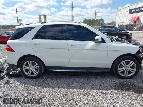 2015 Mercedes-Benz M 350 with VIN 4JGDA5JB5FA500990, listed as a IAAI auction lot 41738851 with 107,749 mi miles and . Bid and sale history available at DreamBid. Image 14.