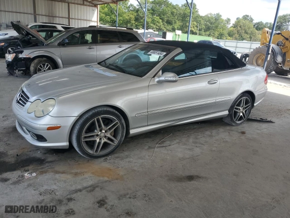 2005 Mercedes-Benz CLK-Class 5.0L with VIN WDBTK75J15F134472, listed as a Copart auction lot 68851484 with 121,031 mi miles and Clean Title. Bid and sale history available at carsss.com. Image 1.