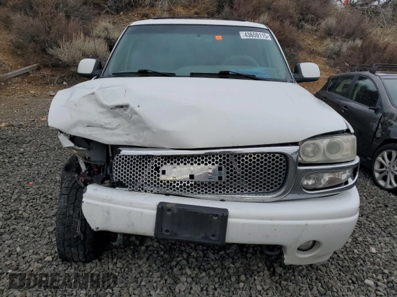 2001 GMC Yukon Denali z VIN 1GKEK63U01J287101, wystawiony jako Copart lot #43659115 z przebiegiem Nie podano mil oraz Szkoda całkowita • Salvage title. Historia ofert i sprzedaży dostępna na DreamBid. Obrazek 5.