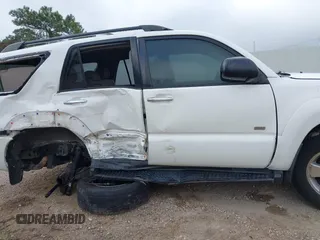 2006 Toyota 4Runner SR5 z VIN JTEZU14R060083248, wystawiony jako IAAI lot #41879414 z przebiegiem 293 401 mil mil oraz . Historia ofert i sprzedaży dostępna na DreamBid. Obrazek 12.