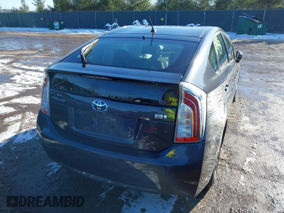 2015 Toyota Prius Four with VIN JTDKN3DU9F1987337, listed as a IAAI auction lot 41329556 with 86,104 mi miles. Bid and sale history available at carsss.com. Image 4.