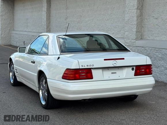 1998 Mercedes-Benz SL 500 z VIN WDBFA67F7WF158652, wystawiony jako Copart lot #65480405 z przebiegiem 91 401 mil mil oraz Czysty tytuł • Clean title. Historia ofert i sprzedaży dostępna na DreamBid. Obrazek 3.