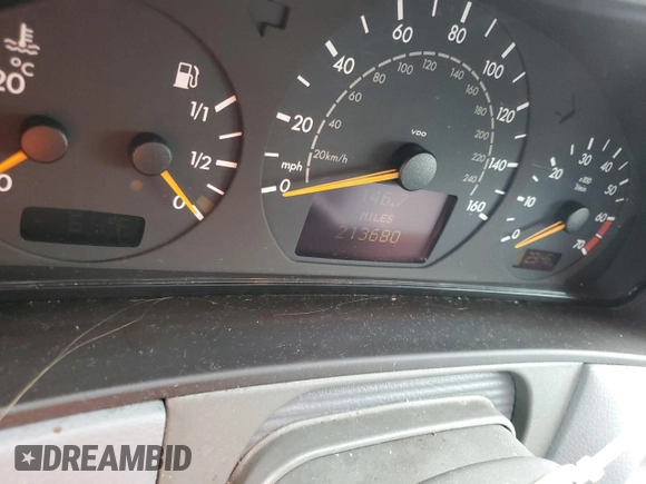 2000 Mercedes-Benz E-Class AWD with VIN WDBJH82J6YX039226, listed as a Copart auction lot 72559034 with 213,680 mi miles and Clean Title. Bid and sale history available at carsss.com. Image 9.