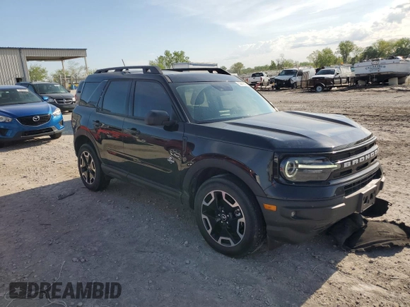 2023 Ford Bronco Sport Outer Banks z VIN 3FMCR9C69PRD88942, wystawiony jako Copart lot #53879305 z przebiegiem 15 590 mil mil oraz Szkoda całkowita • Salvage title. Historia ofert i sprzedaży dostępna na DreamBid. Obrazek 4.