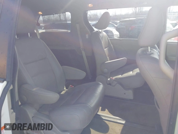 2017 Toyota Sienna XLE with VIN 5TDDZ3DC3HS171251, listed as a IAAI auction lot 41637035 with 124,127 mi miles and . Bid and sale history available at DreamBid. Image 8.