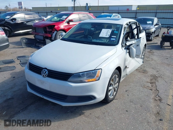 2011 Volkswagen Jetta Sedan SE w/Convenience & Sunroof with VIN 3VWDX7AJ4BM305463, listed as a IAAI auction lot 41621670 with 96,087 mi miles. Bid and sale history available at carsss.com. Image 17.