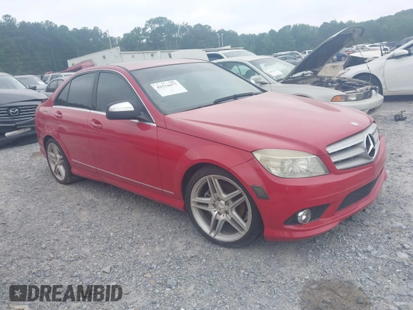 2009 Mercedes-Benz C 300 Sport z VIN WDDGF54X59R042583, wystawiony jako IAAI lot #42534477 z przebiegiem 180 228 mil mil oraz . Historia ofert i sprzedaży dostępna na DreamBid. Obrazek 1.