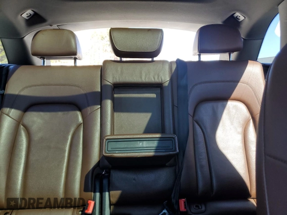 2014 Audi Q5 Premium Plus with VIN WA1LFAFP9EA032821, listed as a Copart auction lot 44739385 with 118,566 mi miles and Salvage title. Bid and sale history available at DreamBid. Image 10.