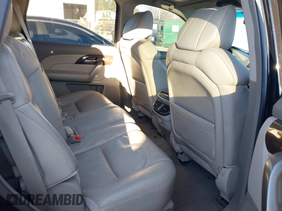 2010 Acura MDX Technology Pkg with VIN 2HNYD2H68AH523947, listed as a IAAI auction lot 41132813 with 185,187 mi miles. Bid and sale history available at carsss.com. Image 8.