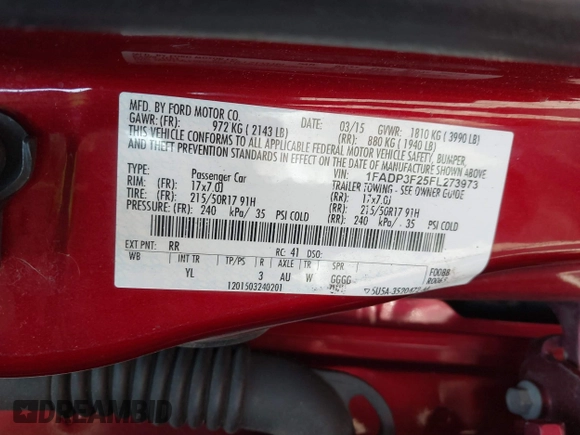 2015 Ford Focus SE with VIN 1FADP3F25FL273973, listed as a IAAI auction lot 41801026 with 138,482 mi miles. Bid and sale history available at carsss.com. Image 9.