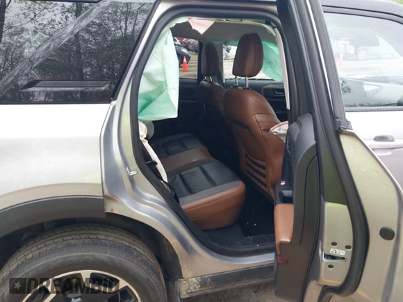 2021 Ford Bronco Sport Outer Banks z VIN 3FMCR9C62MRA37544, wystawiony jako IAAI lot #42259814 z przebiegiem 59 746 mil mil oraz . Historia ofert i sprzedaży dostępna na DreamBid. Obrazek 8.