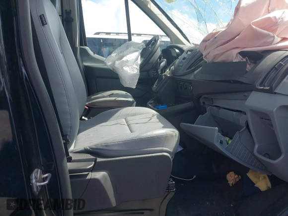 2017 Ford Transit z VIN 1FTYR3XV6HKB38623, wystawiony jako IAAI lot #42238054 z przebiegiem Nie podano mil oraz . Historia ofert i sprzedaży dostępna na DreamBid. Obrazek 5.