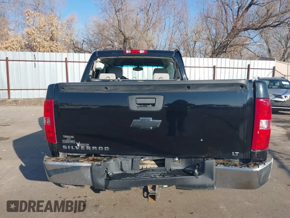 2011 Chevrolet Silverado 1500 LT with VIN 3GCPKSE36BG345216, listed as a IAAI auction lot 41298599 with 187,216 mi miles and . Bid and sale history available at DreamBid. Image 17.